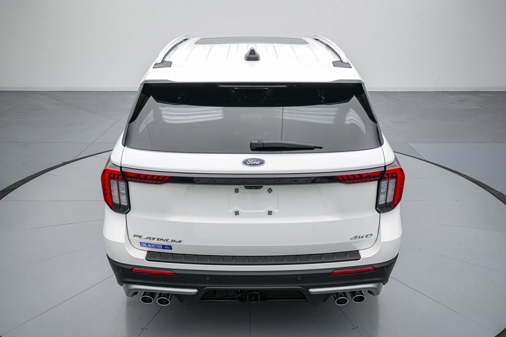 Certified 2025 Ford Explorer Platinum w/ Ultimate Package AWD/4WD image 6