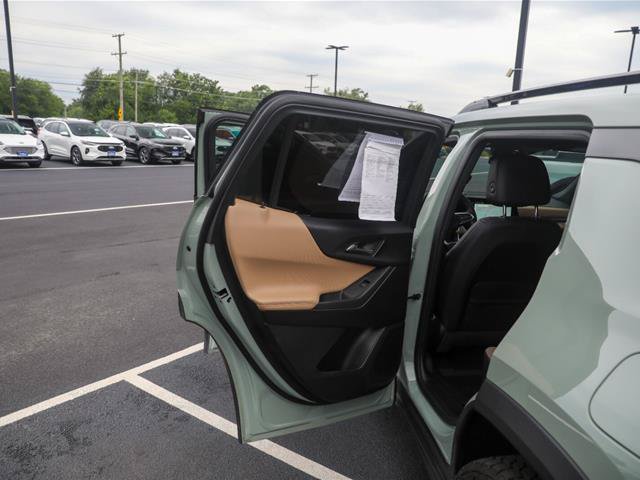 Used 2025 Chevrolet Equinox ACTIV FWD image 12