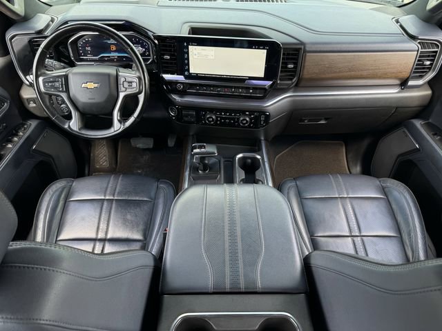 Used 2024 Chevrolet Silverado 1500 High Country w/ Technology Package AWD/4WD image 10