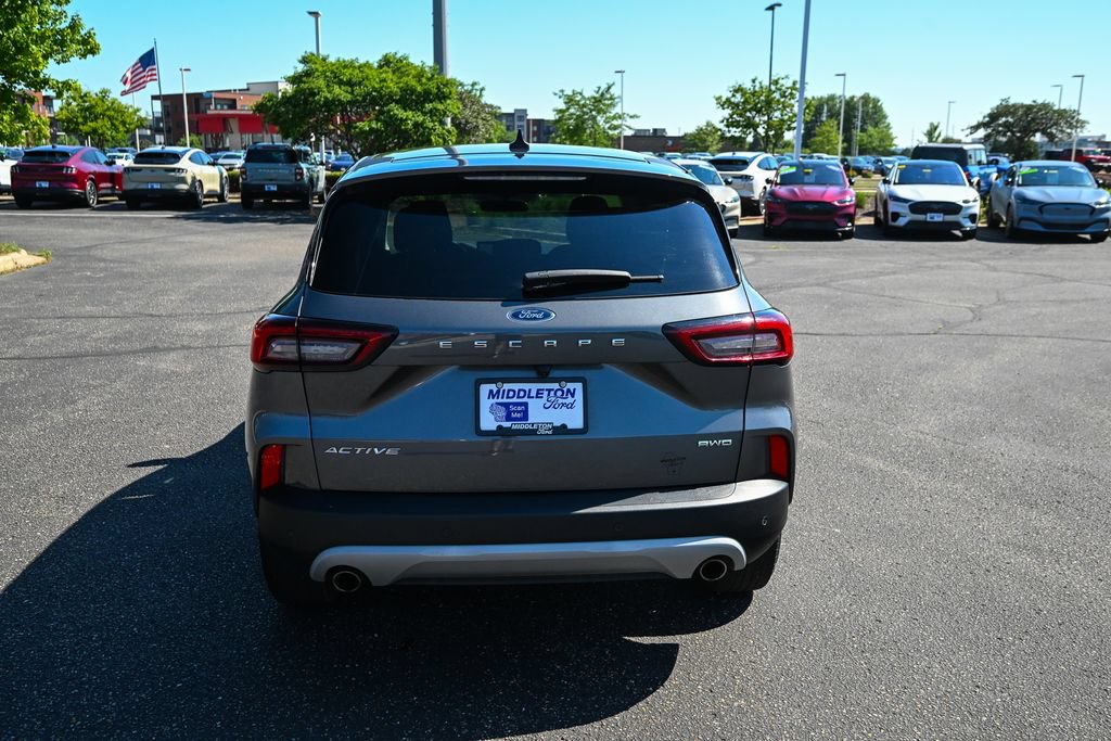 Certified 2023 Ford Escape Active w/ Tech Pack #2 AWD/4WD image 6