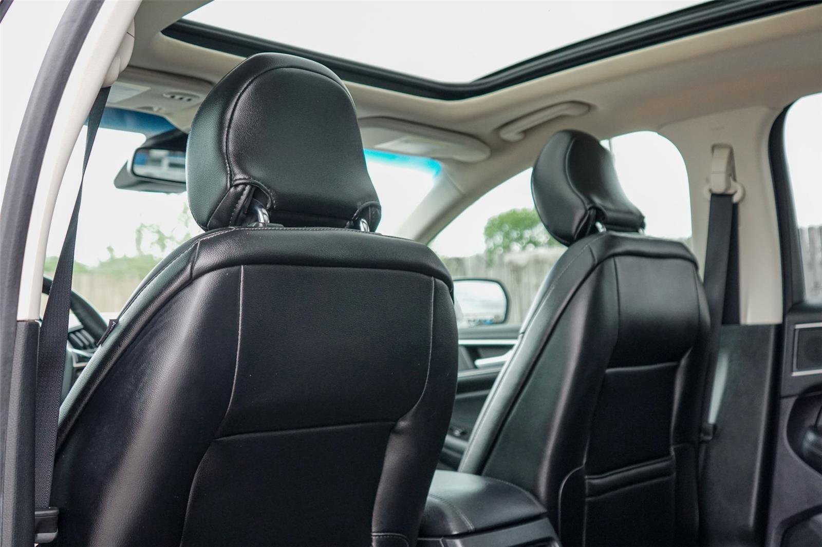 Certified 2019 Ford Edge SEL w/ Equipment Group 201A image 21