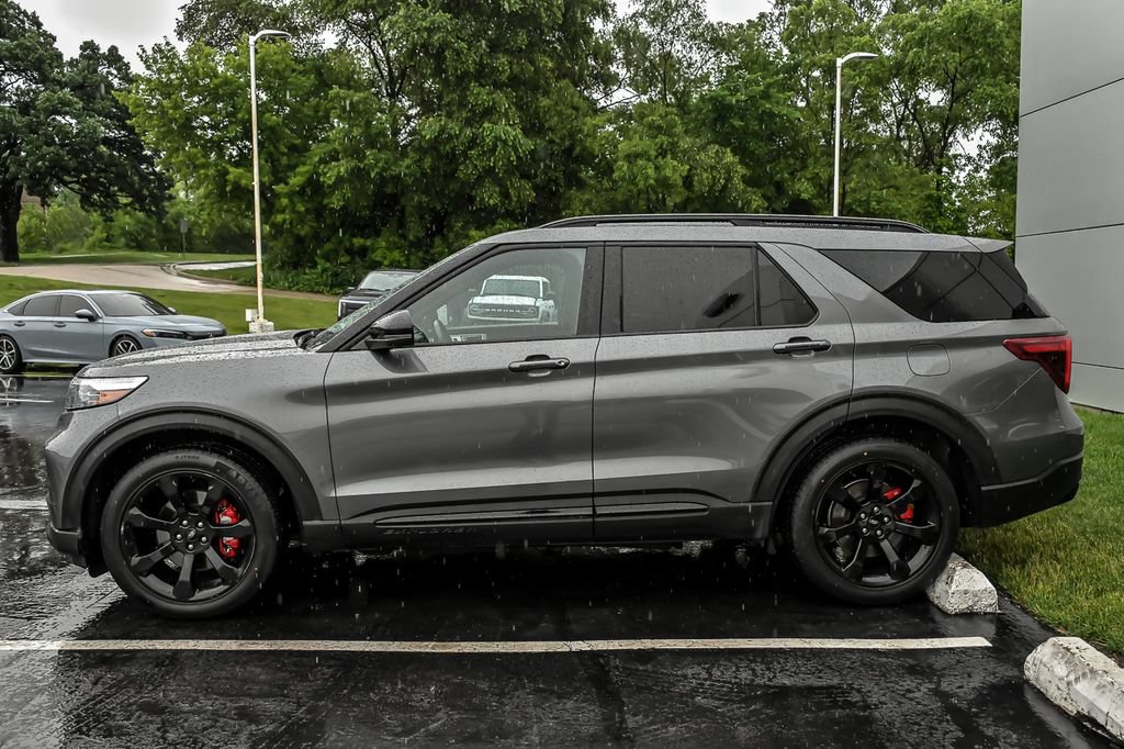 Certified 2023 Ford Explorer ST w/ Equipment Group 401A AWD/4WD image 7