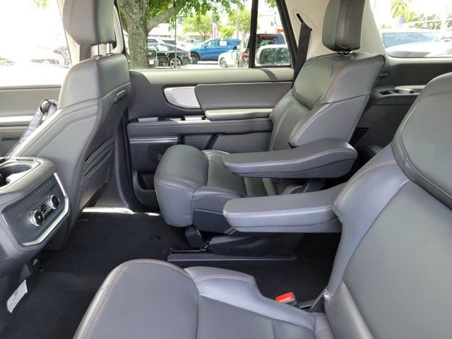 Certified 2025 Ford Expedition Max Active AWD/4WD image 14