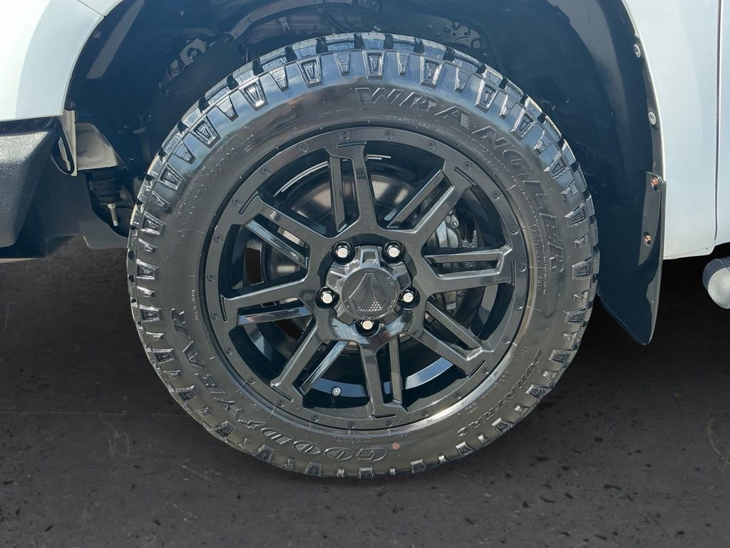 Used 2020 Toyota Tundra SR5 w/ SR5 Upgrade Package RWD image 13