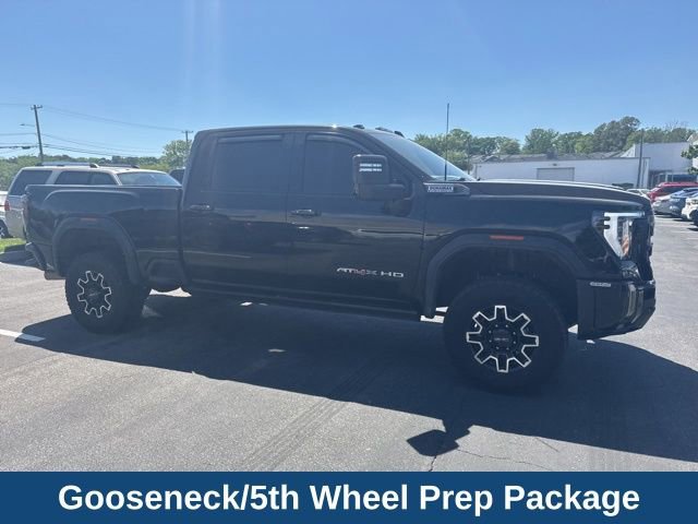 Used 2024 GMC Sierra 2500 AT4X AWD/4WD image 4