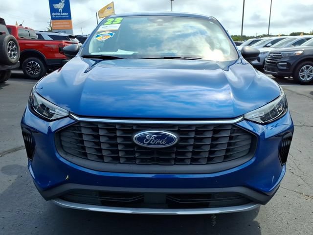 Certified 2023 Ford Escape Active AWD/4WD image 2