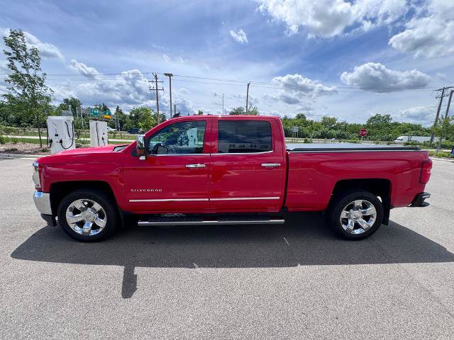Used 2018 Chevrolet Silverado 1500 LTZ w/ Max Trailering Package AWD/4WD image 4