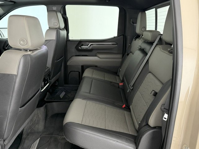 Used 2022 Chevrolet Silverado 1500 ZR2 w/ Technology Package AWD/4WD image 19
