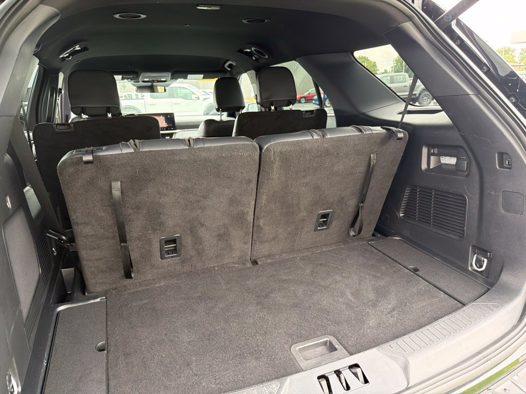 Certified 2025 Ford Explorer ST-Line AWD/4WD image 16