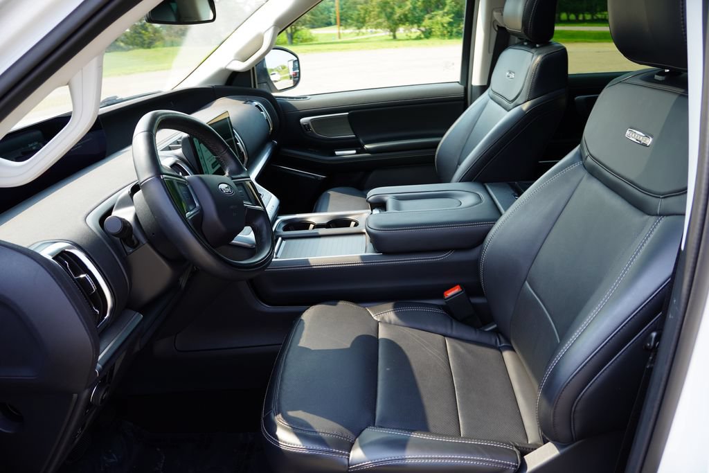 Certified 2025 Ford Expedition Max Platinum AWD/4WD image 16