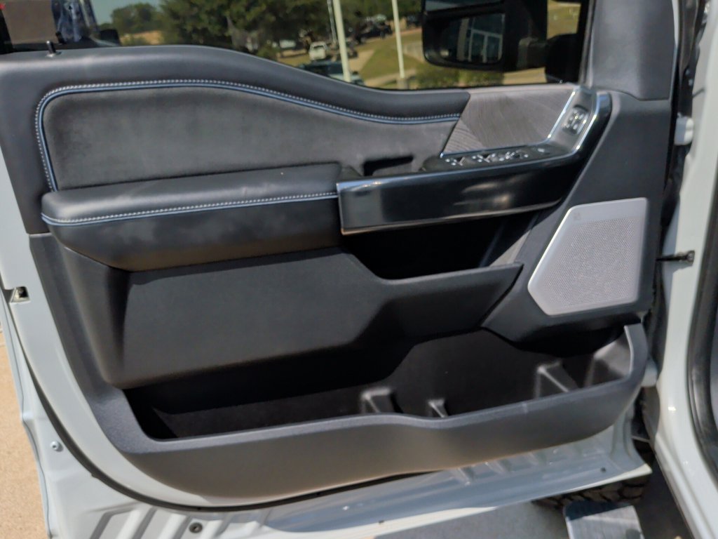 Certified 2025 Ford F250 Platinum AWD/4WD image 20