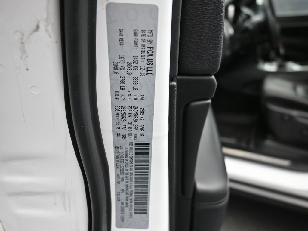 Used 2020 Jeep Grand Cherokee Limited image 19