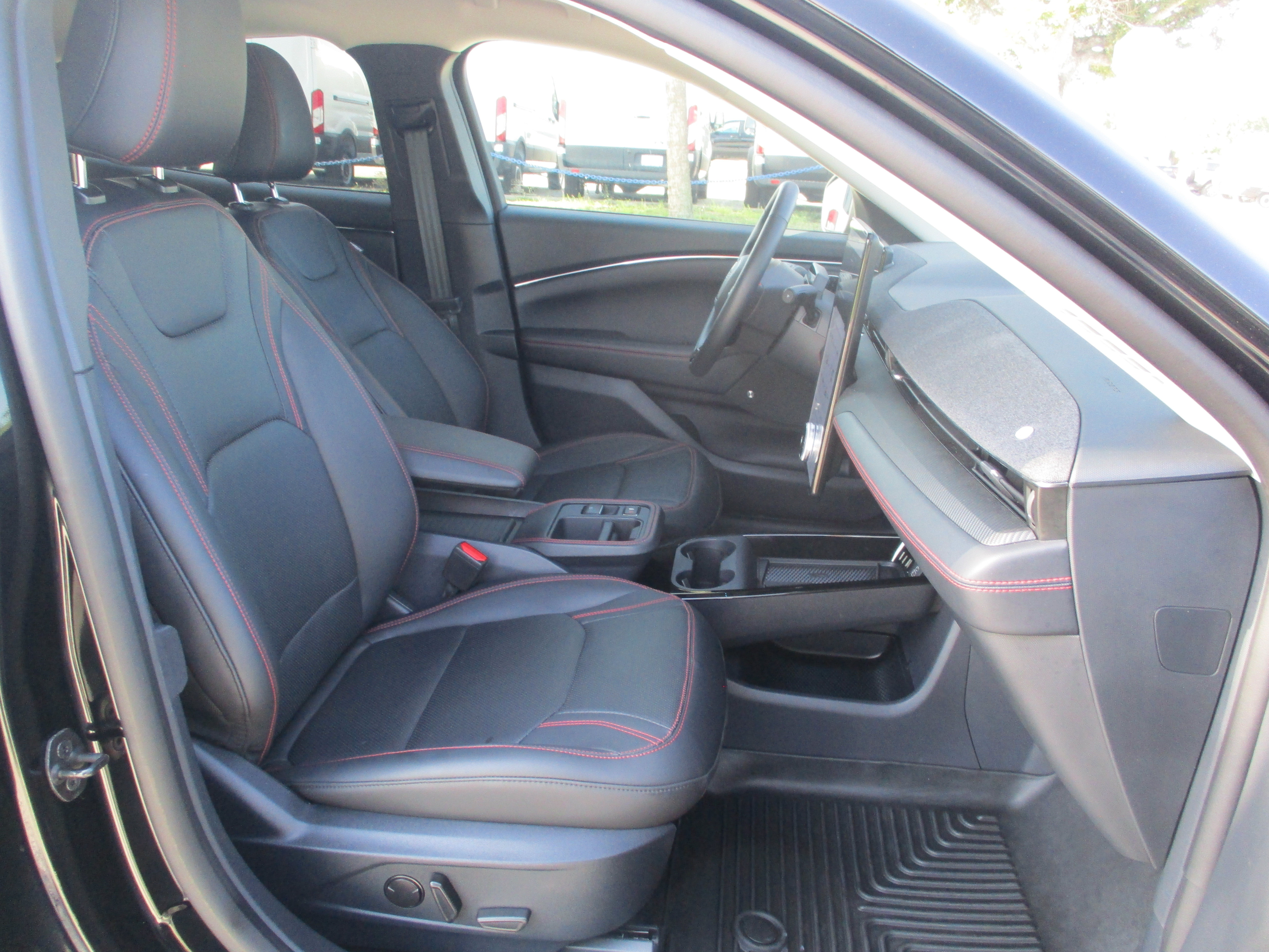 Certified 2025 Ford Mustang Mach-E Premium w/ Sport Appearance Package RWD image 10