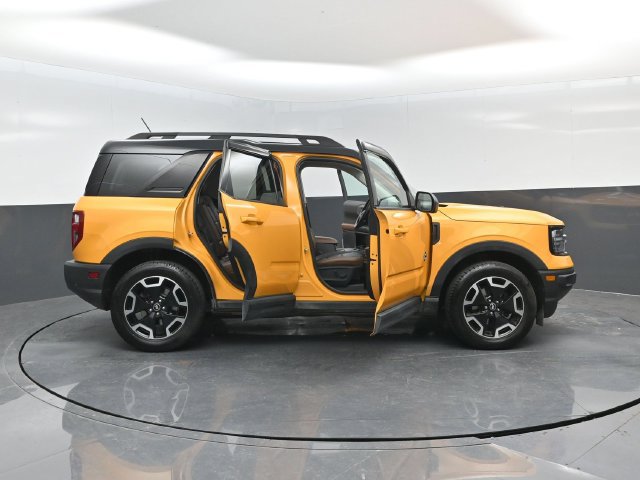 Certified 2022 Ford Bronco Sport Outer Banks w/ Tech Package AWD/4WD image 25