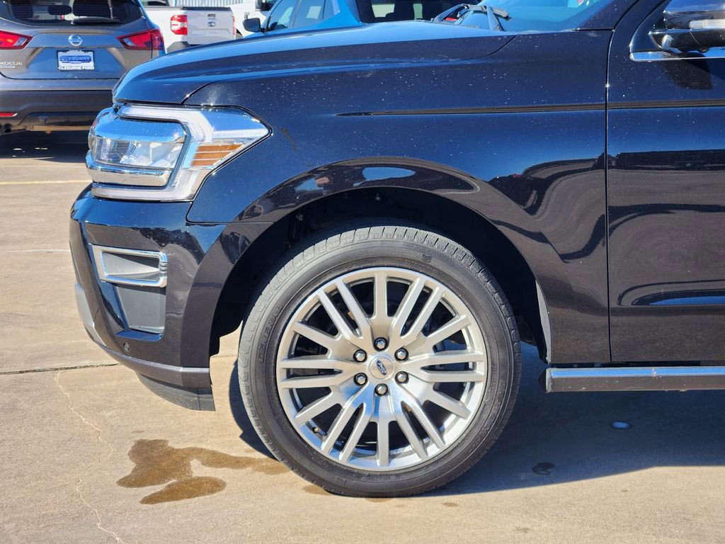 Certified 2024 Ford Expedition Limited image 9