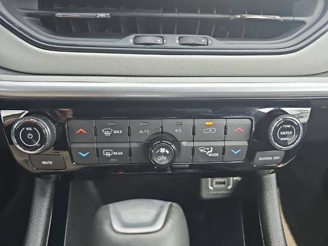 Used 2025 Jeep Compass Limited AWD/4WD image 21