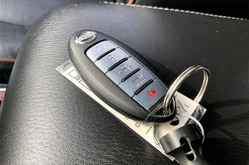 Used 2019 Nissan Armada Platinum w/ Captain's Chairs Package image 13