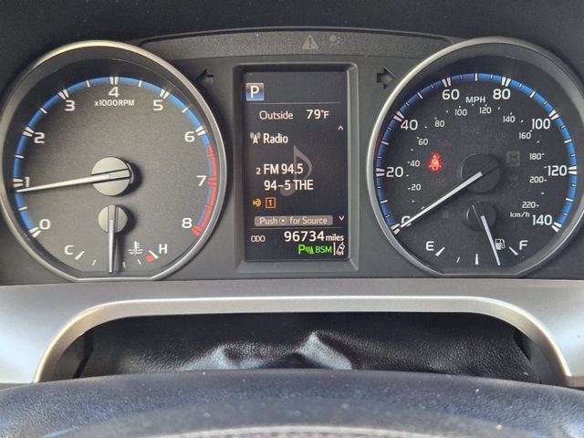 Used 2018 Toyota RAV4 XLE FWD image 15