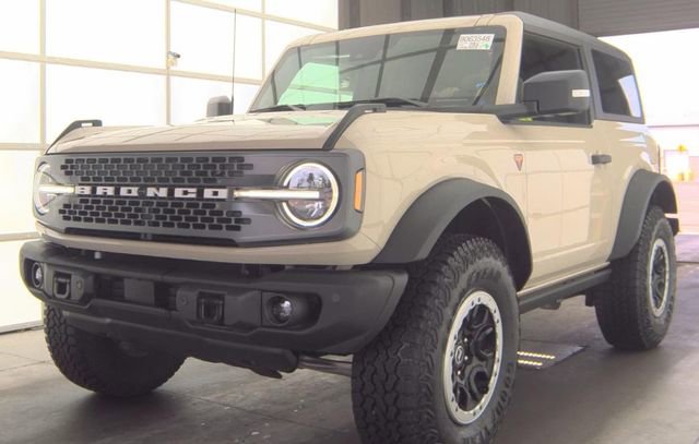 Certified 2025 Ford Bronco Badlands w/ Sasquatch Package AWD/4WD video 1