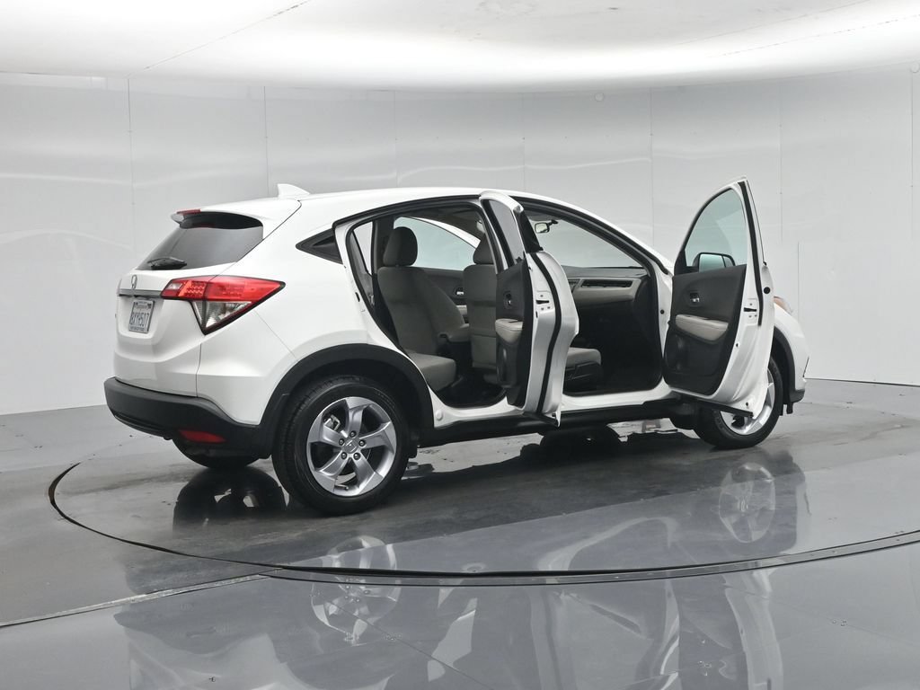 Used 2022 Honda HR-V LX image 5