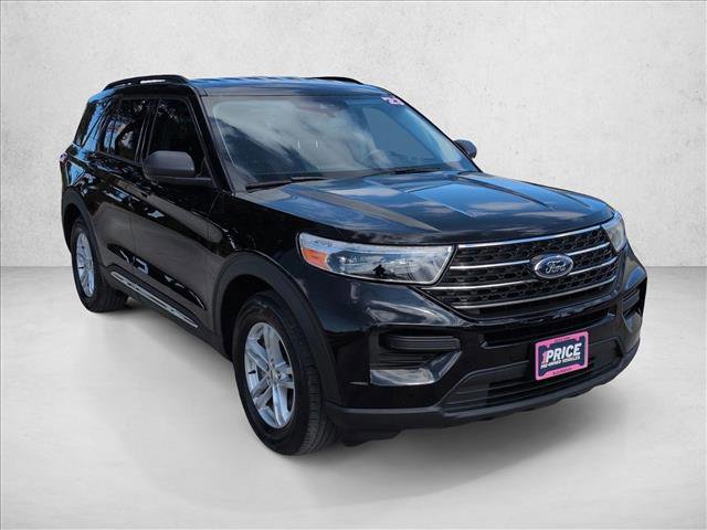 Certified 2023 Ford Explorer XLT image 3