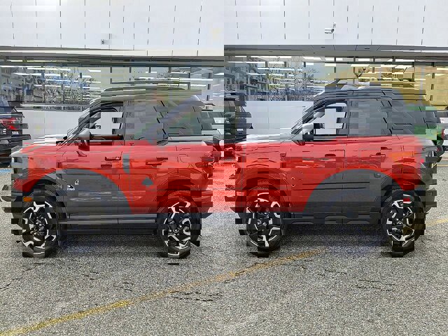 Certified 2022 Ford Bronco Sport Outer Banks w/ Tech Package image 3