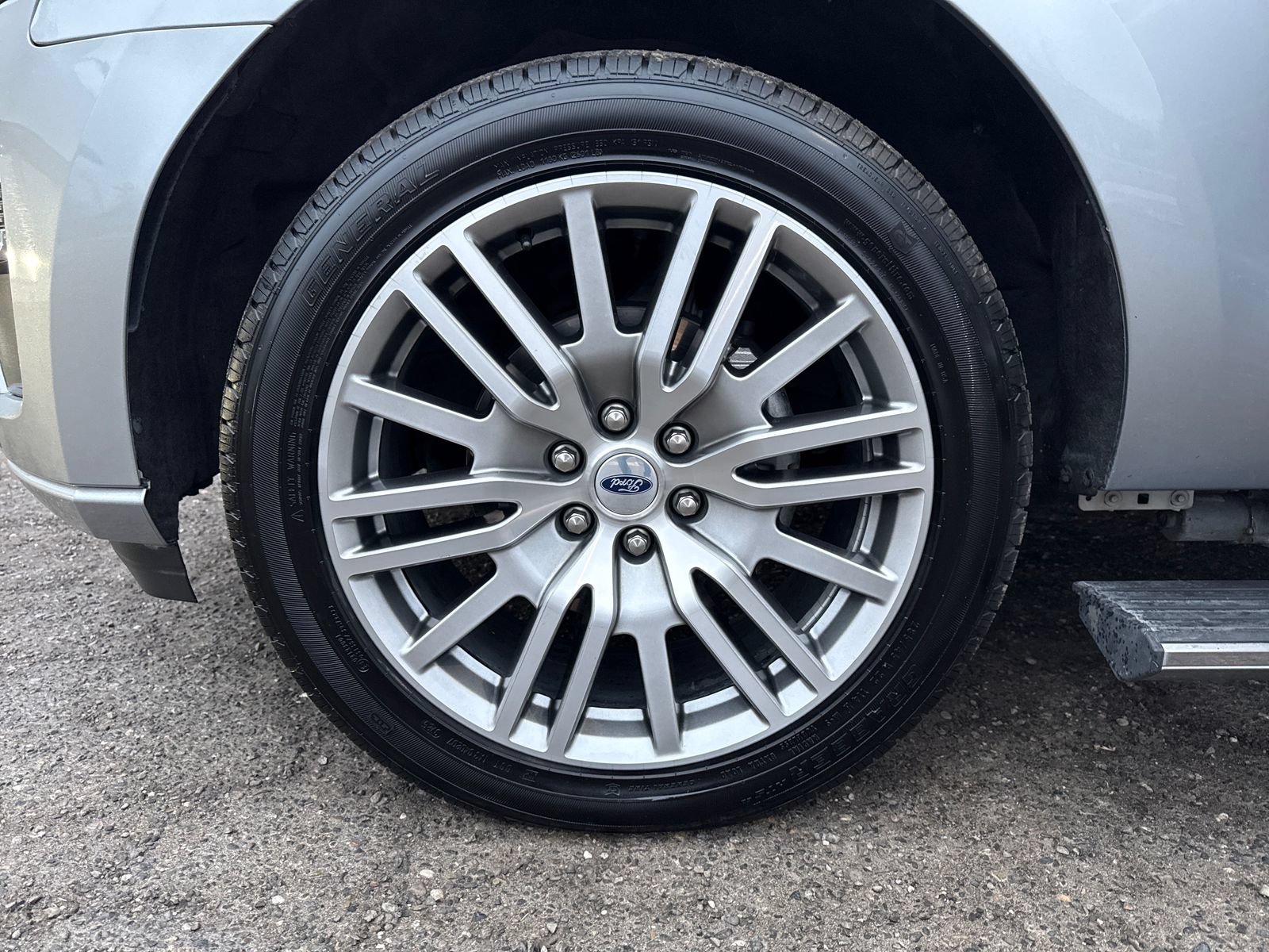 Certified 2023 Ford Expedition Platinum AWD/4WD image 27