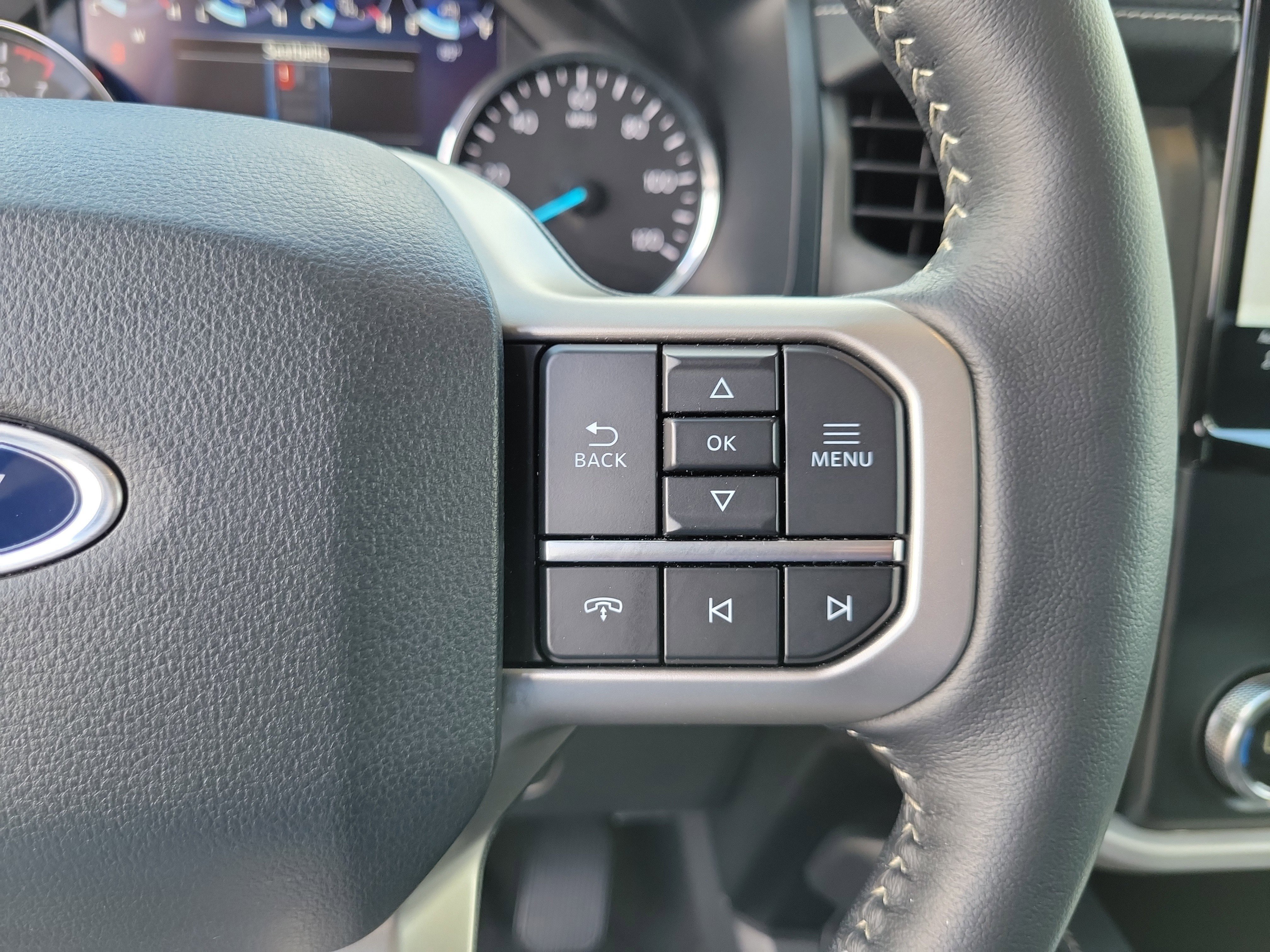 Certified 2024 Ford Expedition Max XLT RWD image 25