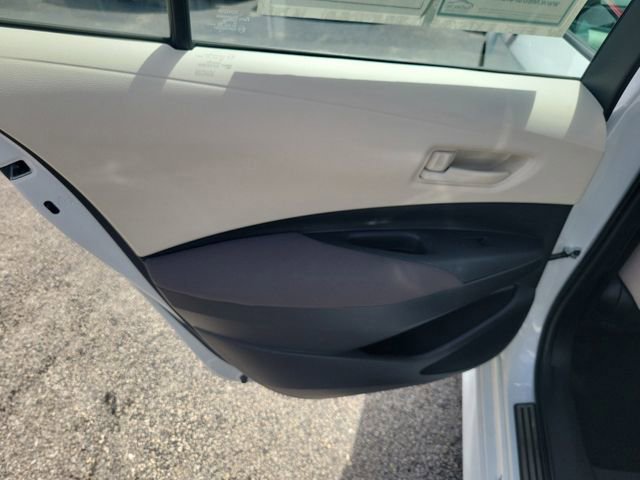 Used 2023 Toyota Corolla LE w/ LE Convenience Package image 13