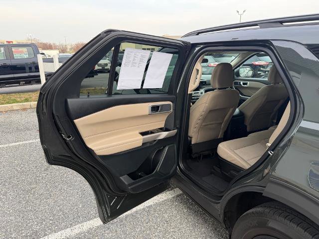Certified 2024 Ford Explorer XLT image 11
