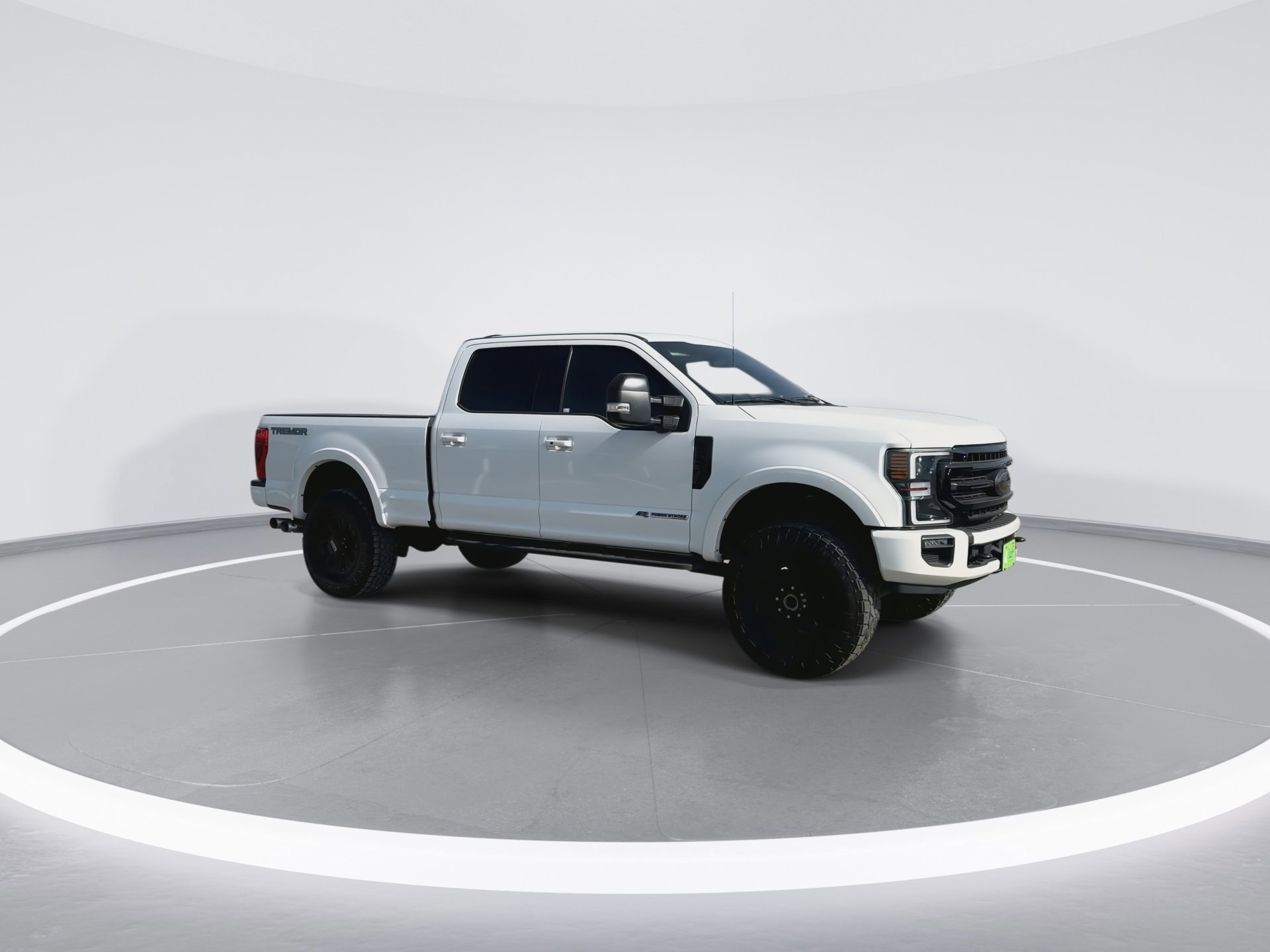 Certified 2022 Ford F250 Lariat w/ Tremor Off-Road Package image 2