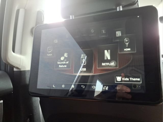 Used 2024 Kia Carnival SX Prestige FWD image 16