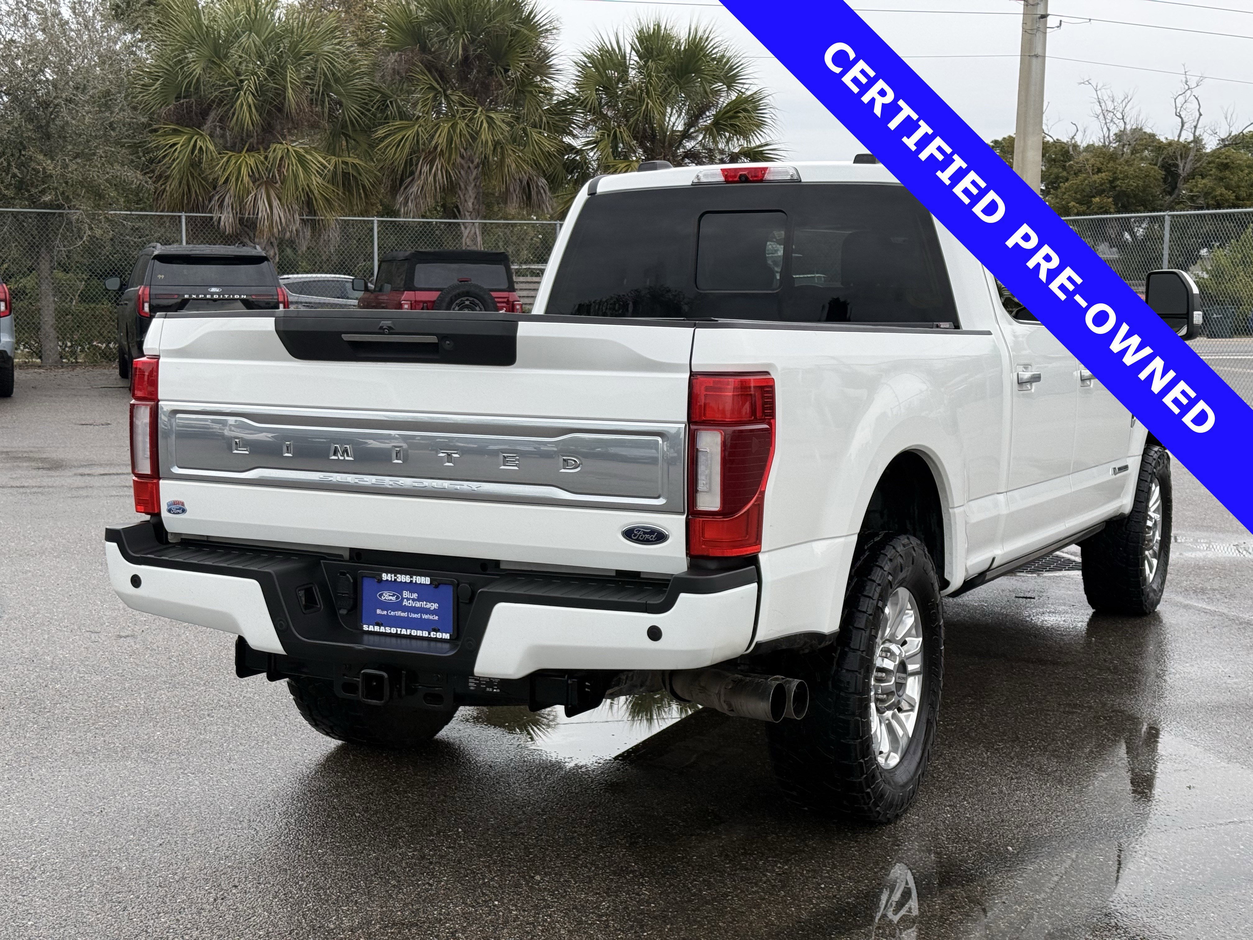 Certified 2022 Ford F250 Limited w/ FX4 Off-Road Package image 5