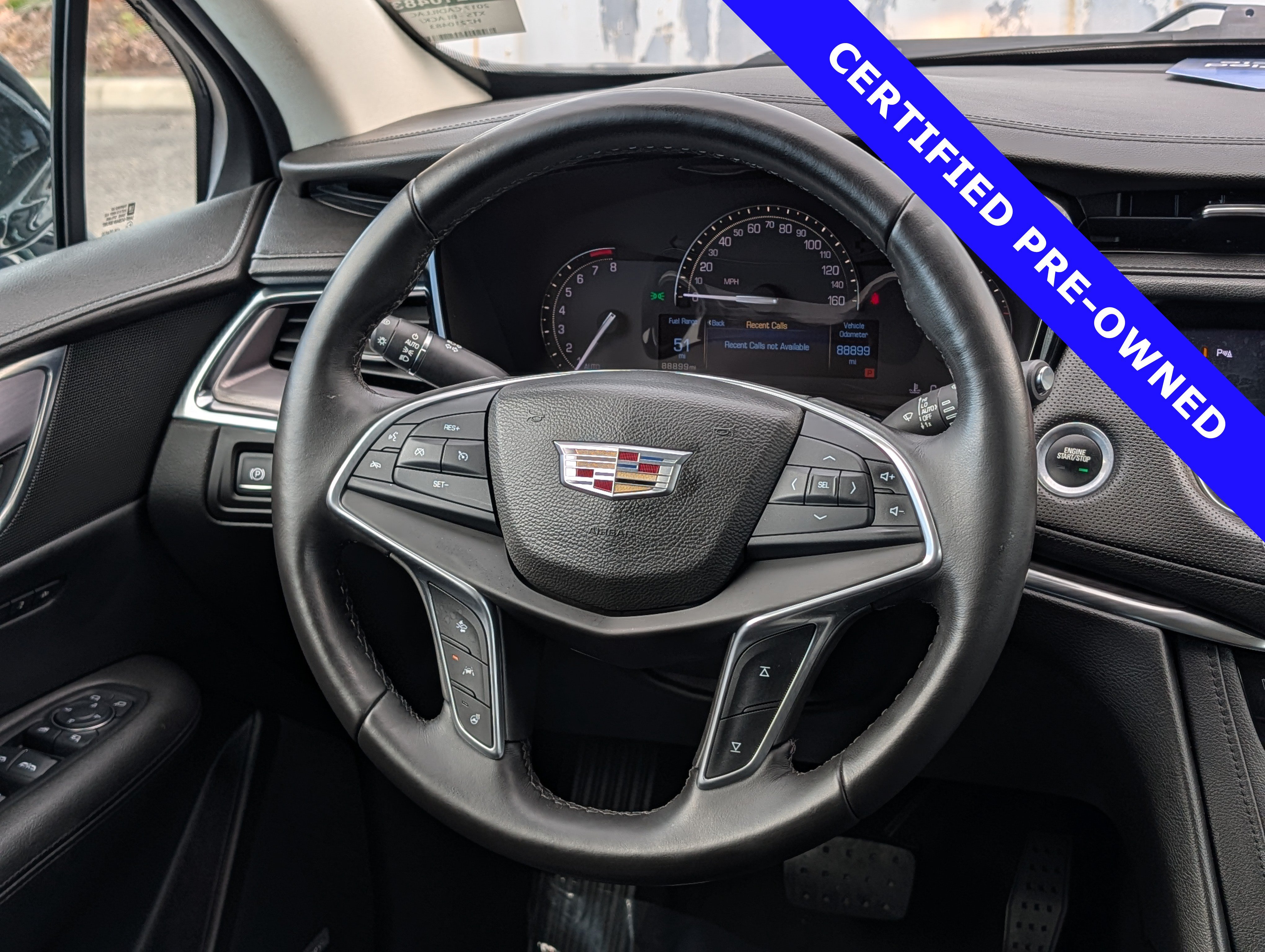 Used 2017 Cadillac XT5 Luxury w/ Driver Awareness Package FWD image 17