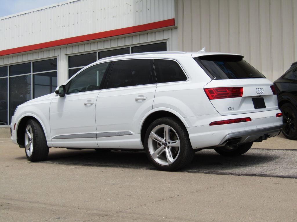 Used 2019 Audi Q7 3.0T Prestige AWD/4WD image 10