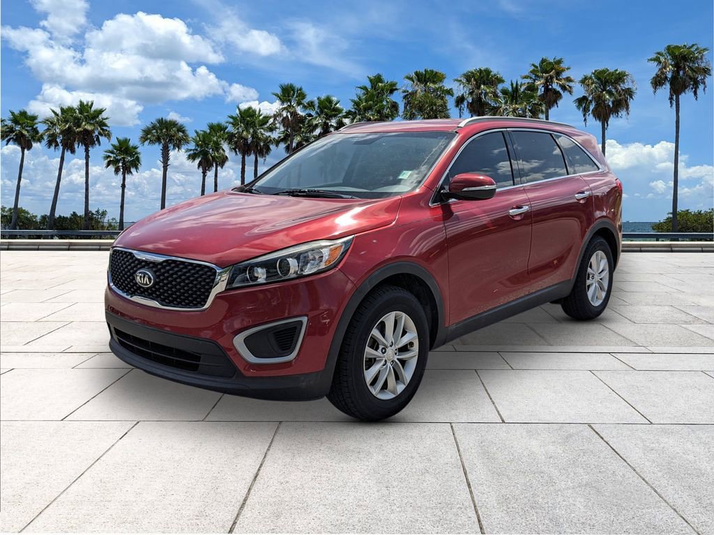 Used 2018 Kia Sorento LX image 3