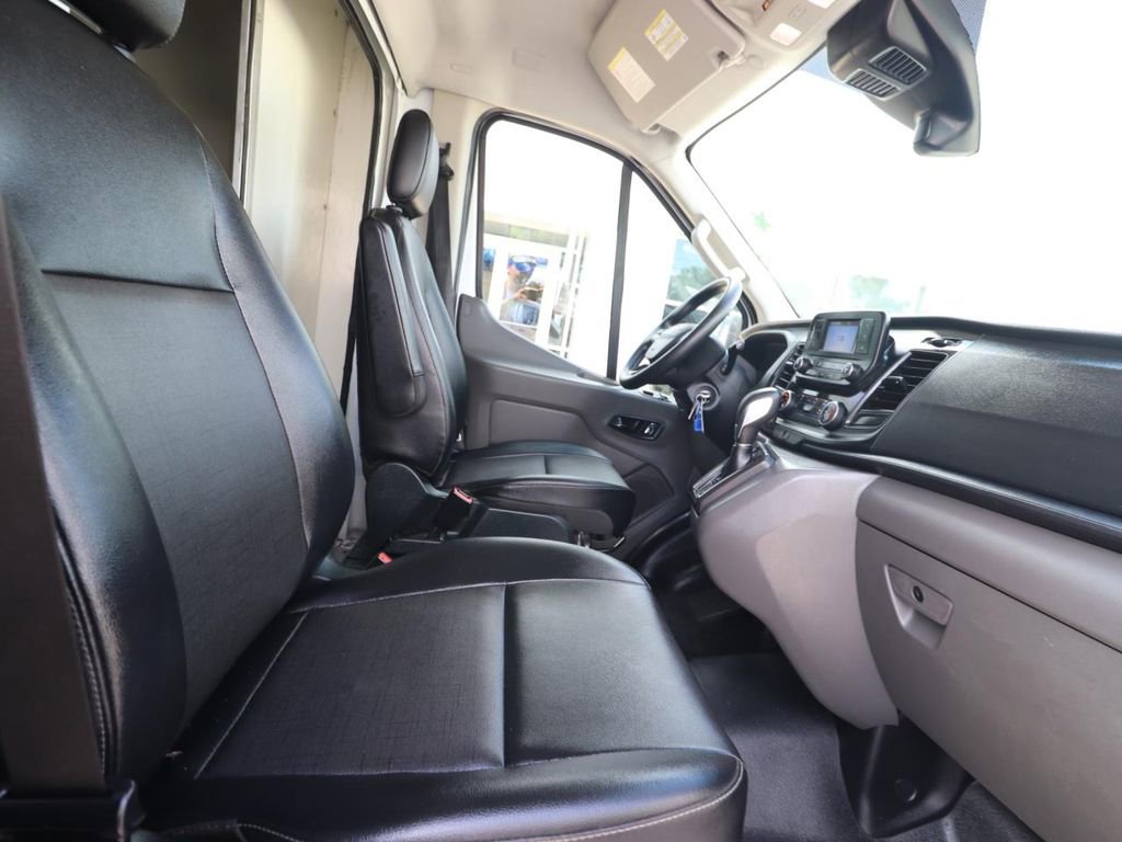 Certified 2022 Ford Transit 350 DRW RWD image 22