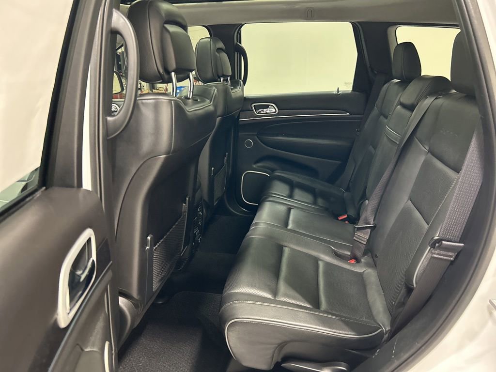 Used 2020 Jeep Grand Cherokee Summit w/ Platinum Series Group image 29