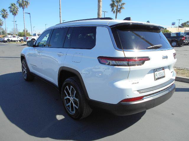Used 2024 Jeep Grand Cherokee L Limited w/ Luxury Tech Group II AWD/4WD image 15