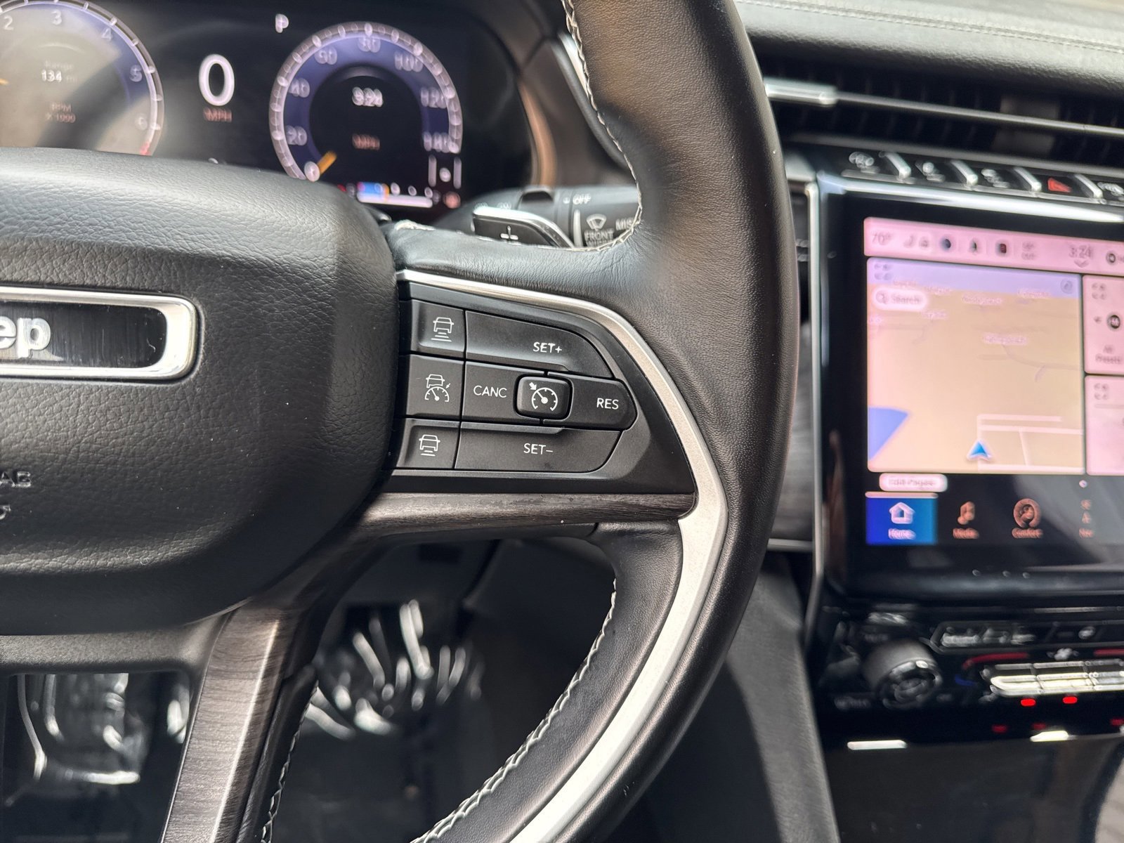 Used 2021 Jeep Grand Cherokee L Limited image 31