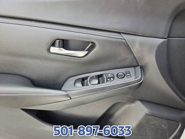 Used 2023 Nissan Sentra SV FWD image 24