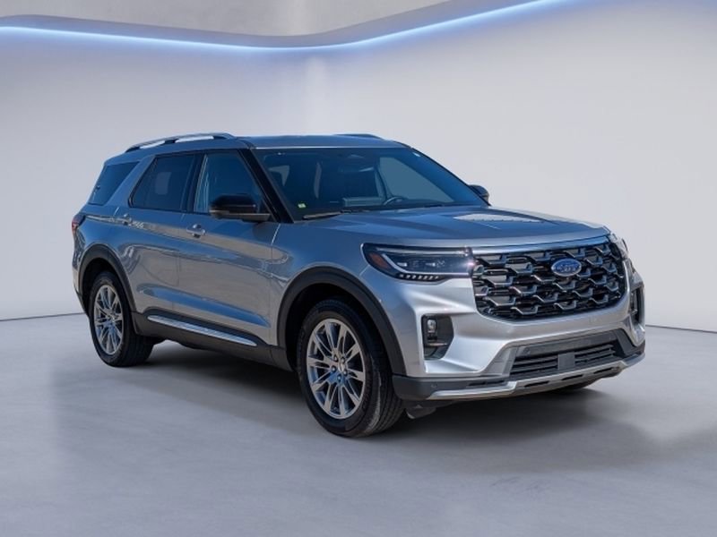 Certified 2025 Ford Explorer Platinum RWD video 2