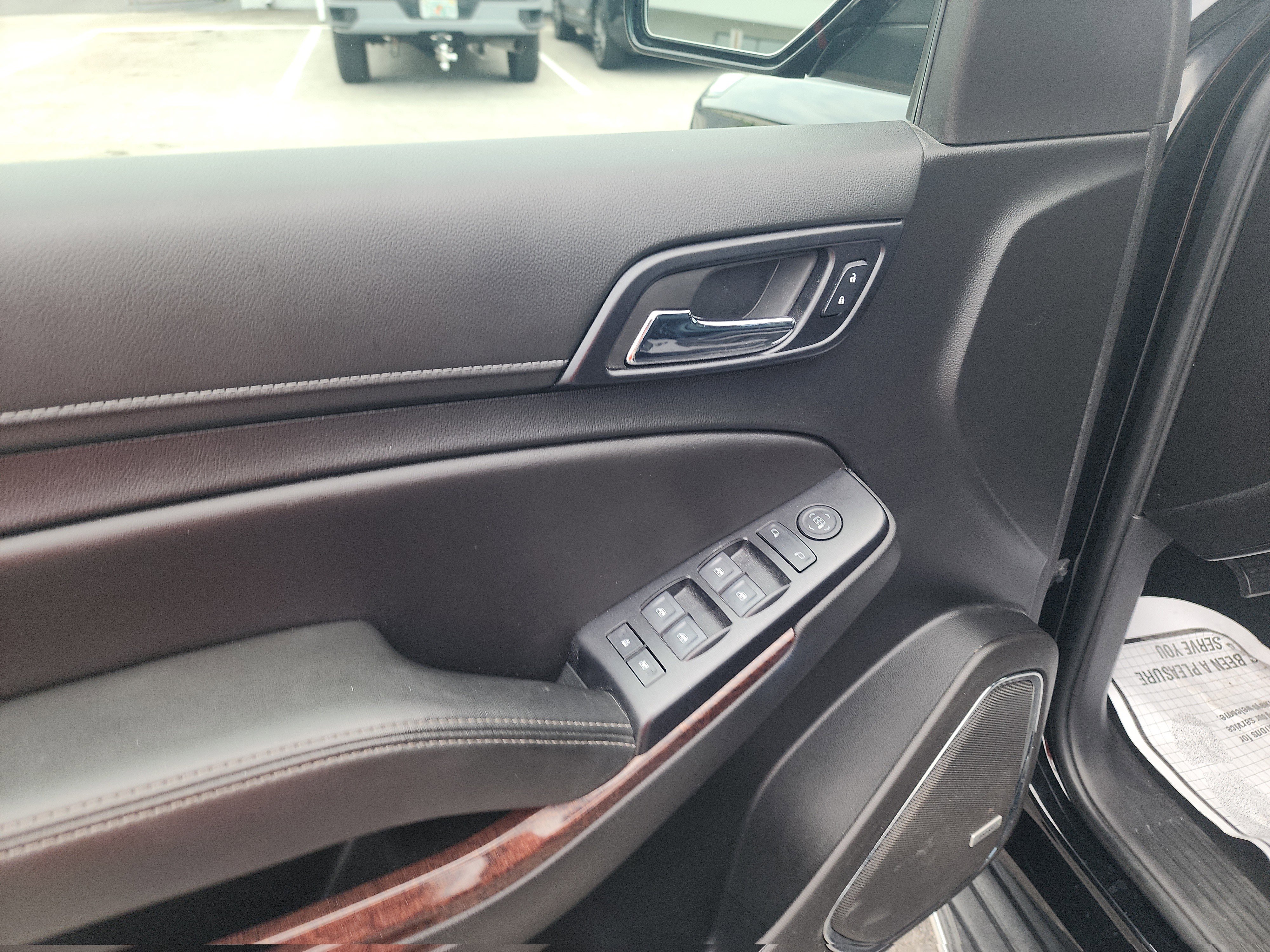 Used 2018 GMC Yukon SLE RWD image 16