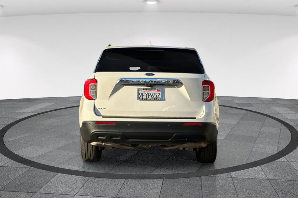 Certified 2023 Ford Explorer XLT image 5