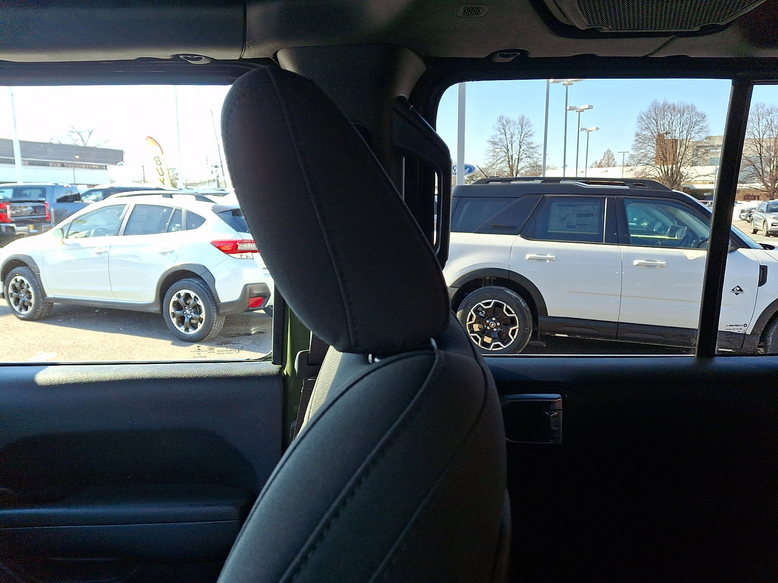 Used 2022 Jeep Wrangler Unlimited Rubicon w/ Steel Bumper Group image 17