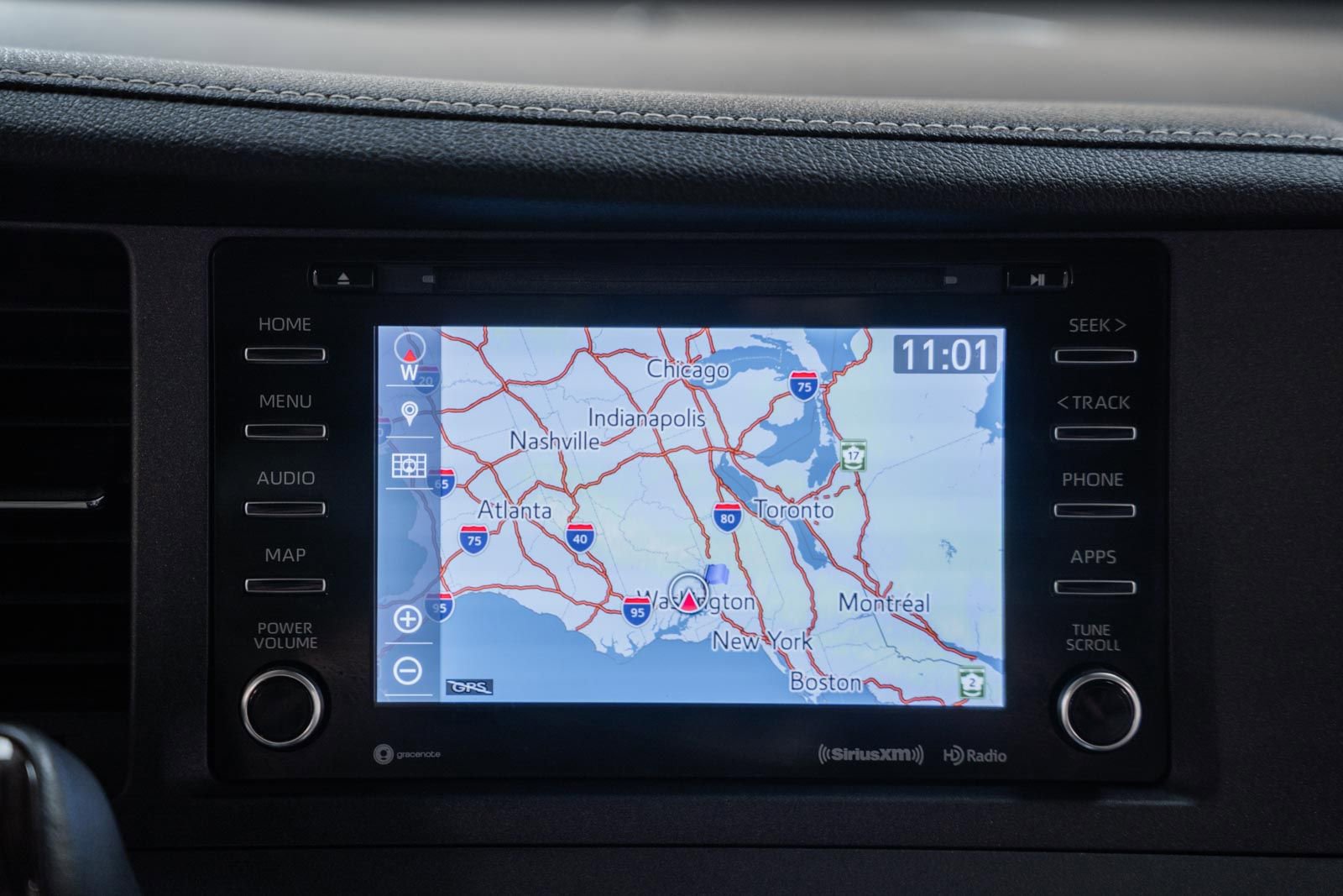 Used 2020 Toyota Sienna XLE w/ XLE Navigation Package image 29