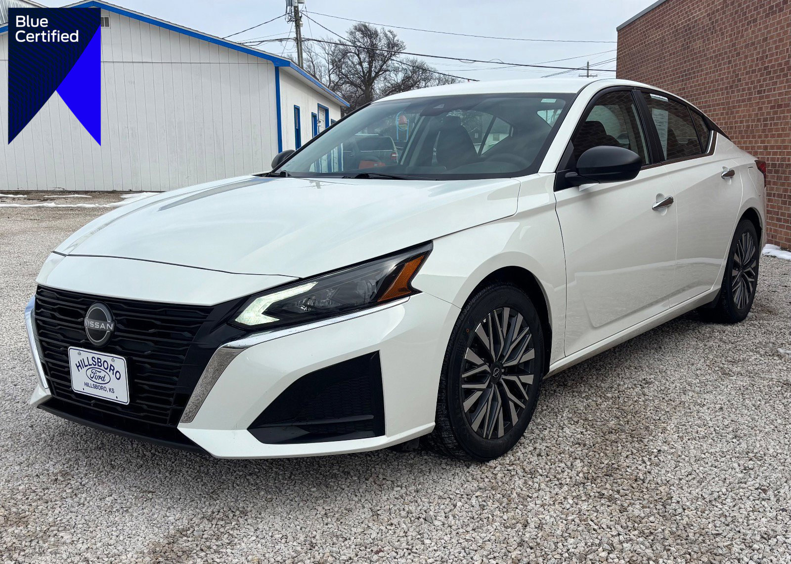 Used 2025 Nissan Altima 2.5 SV image 1