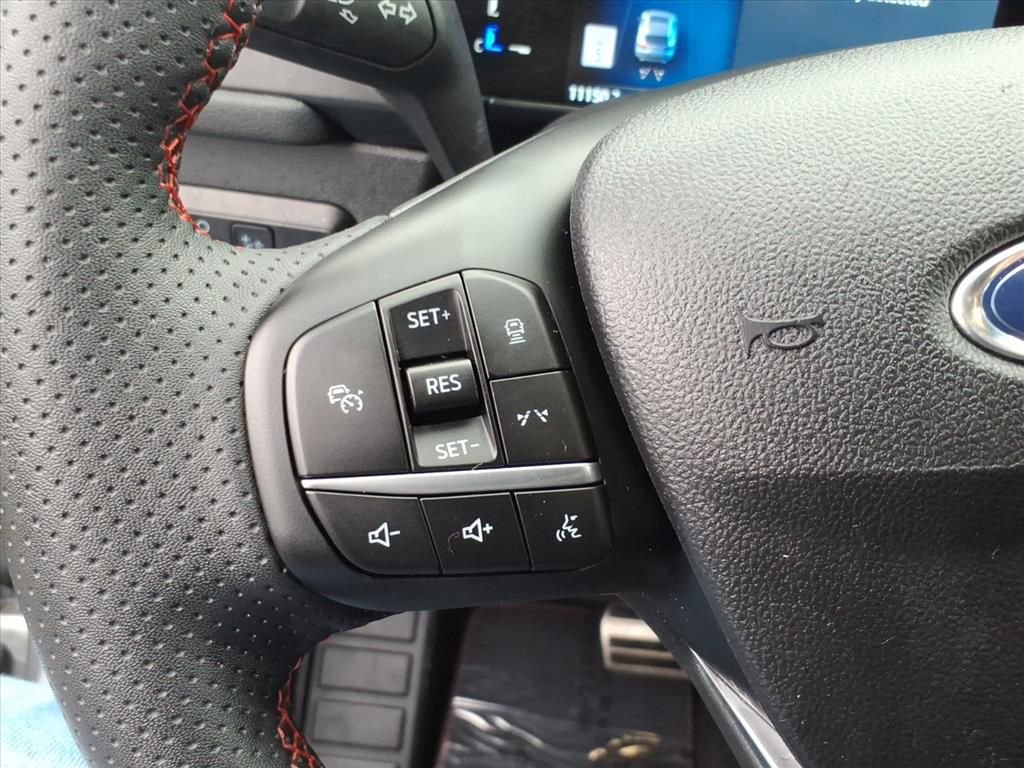 Certified 2023 Ford Escape ST-Line w/ Tech Pack #1 image 10