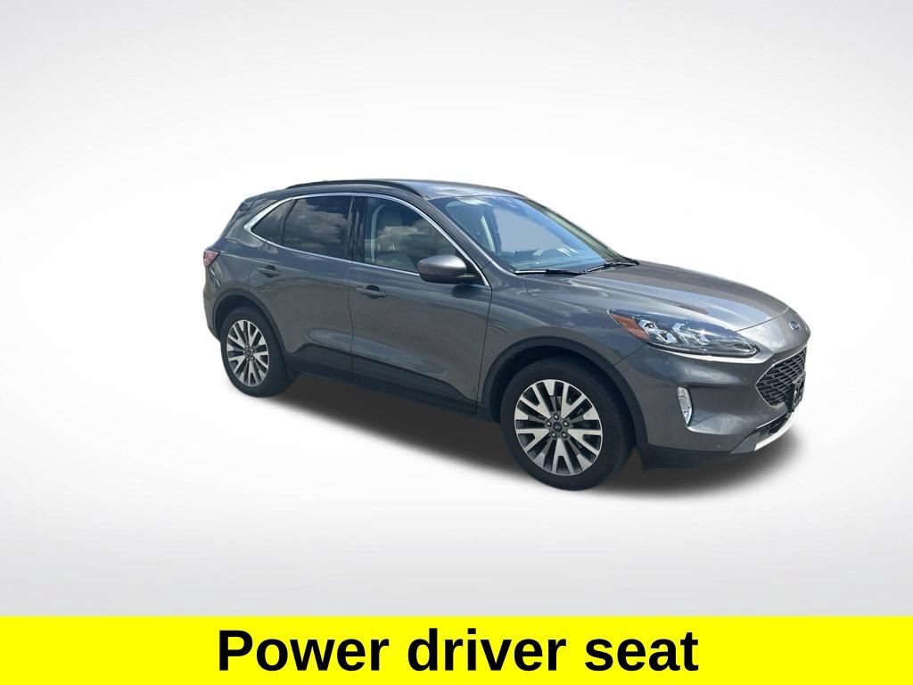 Certified 2022 Ford Escape Titanium AWD/4WD image 8