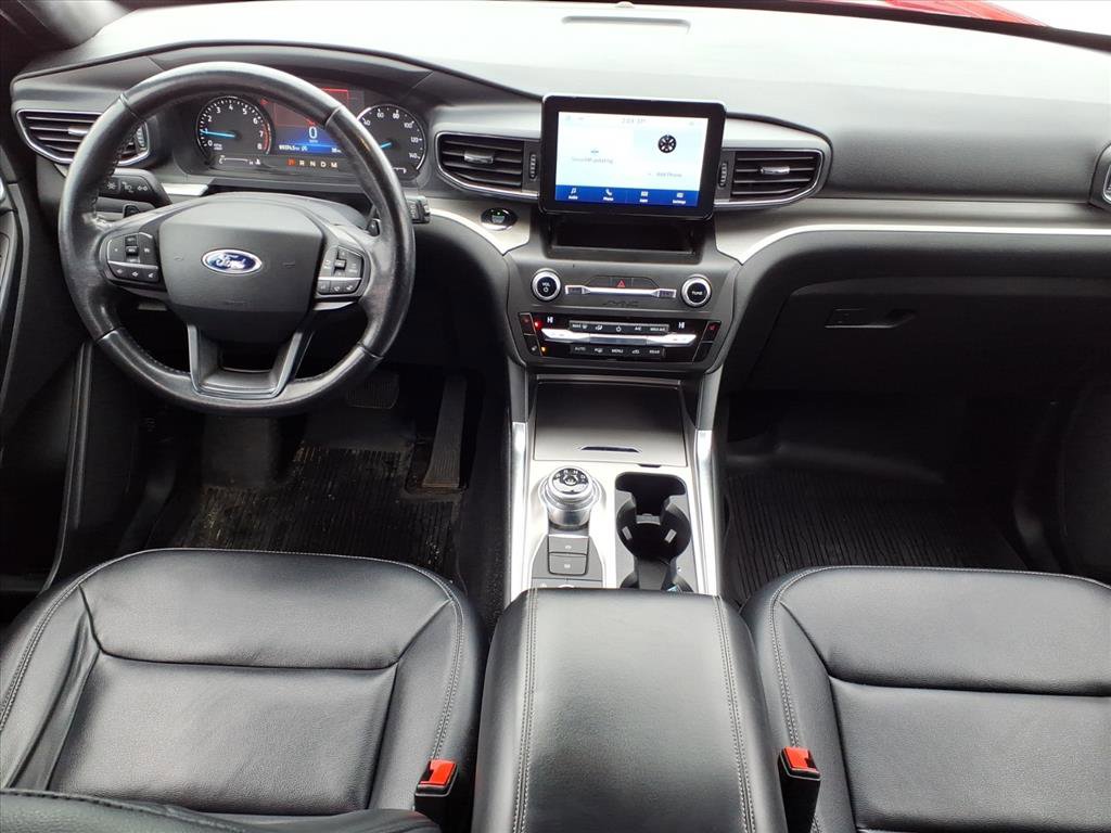 Certified 2020 Ford Explorer XLT w/ Equipment Group 202A image 14